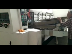 CE EAC 1400 * 2600mm آلة قطع صندوق الكرتون المموج بعمر خدمة طويل